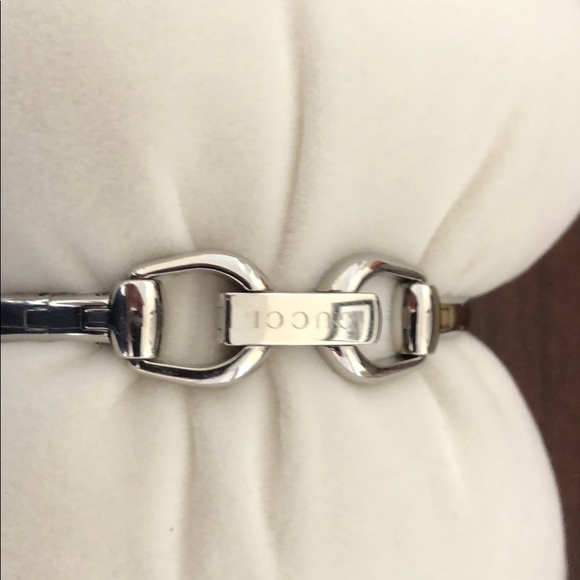 Gucci Horsebit Watch. Retail value $850. - Picture 3 of 3